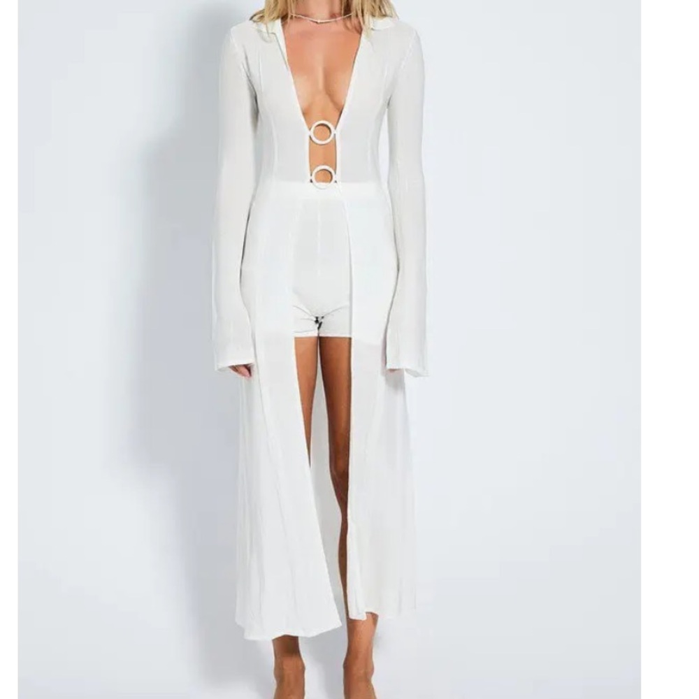 DEVON WINDSOR Lucia Robe